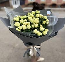 Букет Белые кустовые розы Солинеро в Васильчиново