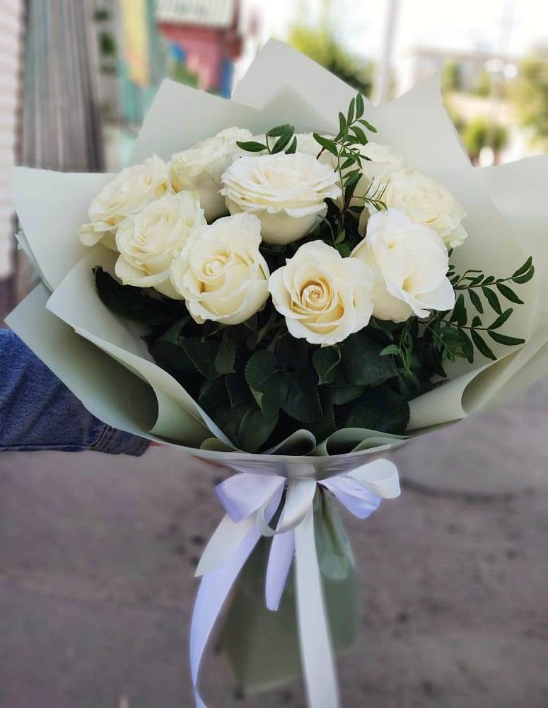 Букет Белые розы Проуд в Васильчиново