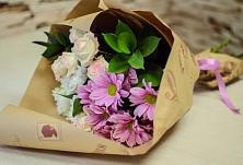 Букет цветов из:  Розы и Хризантемы #REPLACE_PRED# Васильчиново