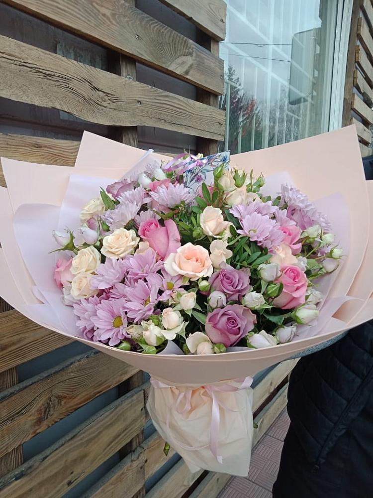 Букет цветов из: Розы и Хризантемы в Васильчиново