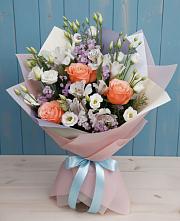 Букет цветов из:  Лизиантусы, Розы, Альстромерии и Гипсофила #REPLACE_PRED# Васильчиново