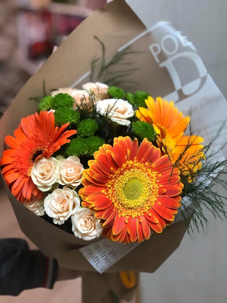 Букет цветов из: Герберы, Хризантемы и Розы в Васильчиново