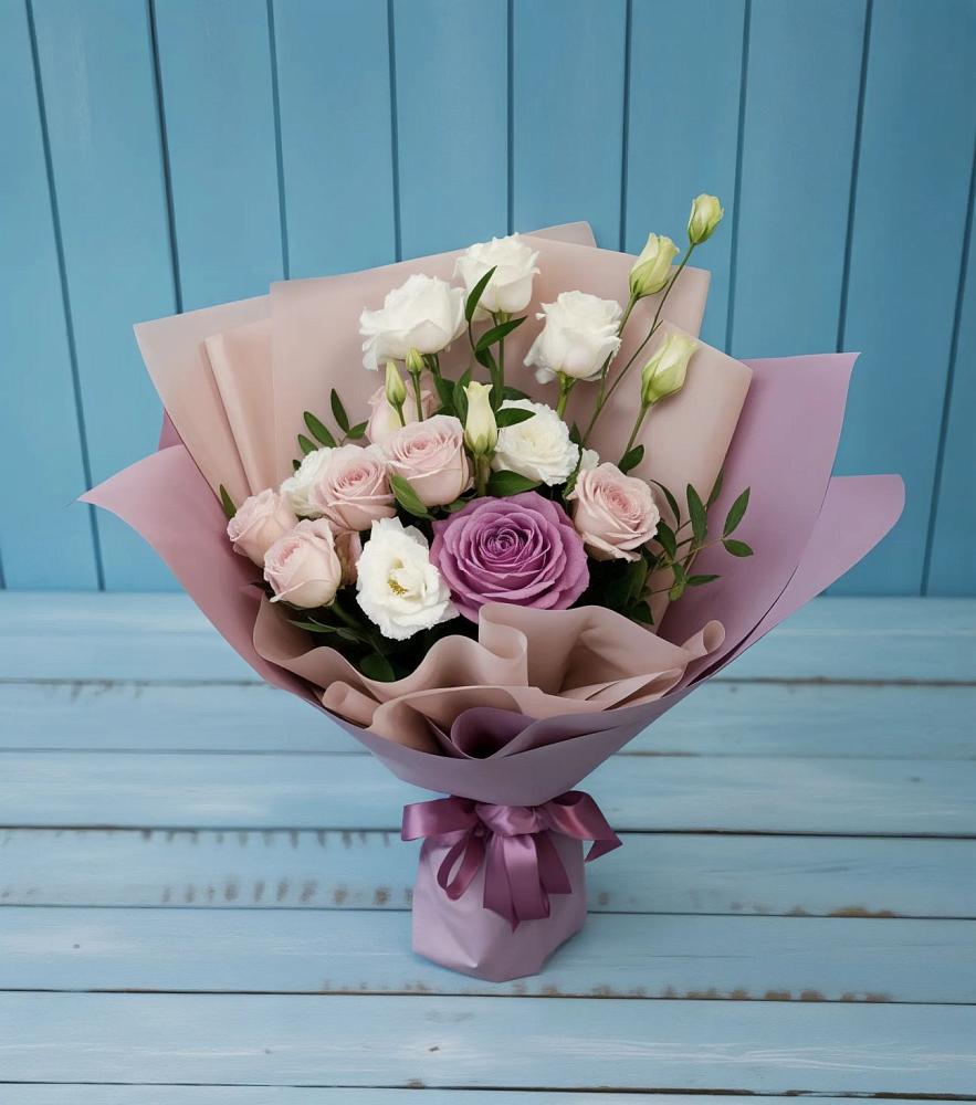 Букет цветов из: Розы и Лизиантусы в Васильчиново